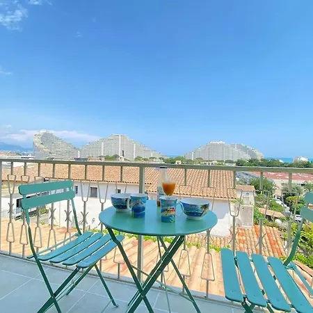 06ak2 - Modern Cap Marina With Sea View דירה